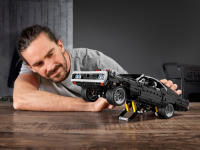 LEGO set 42111-1 Dom's Dodge Charger - Image 5