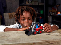 LEGO set 42116-1 Skid Steer Loader - Image 12