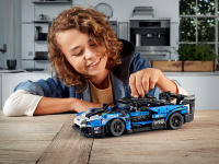 LEGO set 42123-1 McLaren Senna GTR - Image 4