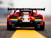 LEGO set 42125-1 Ferrari 488 GTE "AF Corse #51" - Image 5