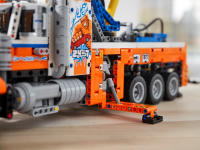 LEGO set 42128-1 Heavy Duty Tow Truck - Image 7