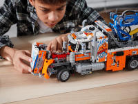 LEGO set 42128-1 Heavy Duty Tow Truck - Image 9