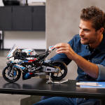LEGO set 42130-1 BMW Motorrad M 1000 RR - Image 8