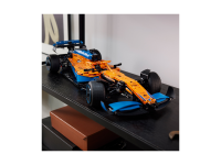 LEGO set 42141-1 McLaren Formula 1 Team 2022 (First Edition) - Image 5