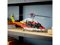 LEGO set 42145-1 Airbus H175 Rescue Helicopter - Image 10