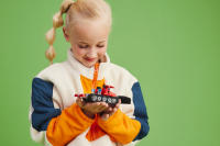 LEGO set 42148-1 Snow Groomer - Image 6