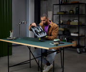 LEGO set 42156-1 Peugeot 9X8 Le Mans Hybrid Hypercar - Image 10