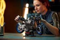 LEGO set 42159-1 Yamaha MT-10 SP - Image 9