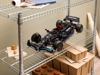 LEGO set 42171-1 Mercedes-AMG F1 W14 E Performance - Image 9