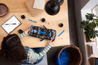 LEGO set 42176-1 Porsche GT4 e-Performance - Image 12