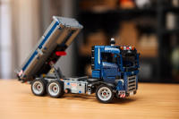 LEGO set 42203-1 Tipping Dump Truck - Image 12