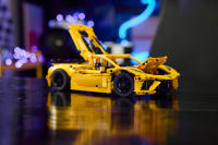 LEGO set 42205-1 Chevrolet Corvette Stingray - Image 9