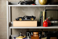 LEGO set 42223-1 1966 Ford GT40 MKII Race Car - Image 15