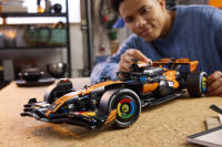 LEGO set 42228-1 McLaren MCL39 F1 Car - Image 8