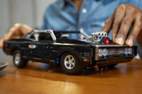 LEGO set 42231-1 Fast and Furious Dodge Charger R/T Car - Image 4
