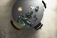 LEGO set 42240-1 Aston Martin Aramco AMR25 F1 Car - Image 21