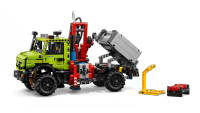 LEGO set 42242-1 Mercedes-Benz Unimog U 5023 with Crane - Image 8