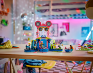 LEGO set 42616-1 Heartlake City Music Talent Show - Image 3