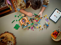 LEGO set 42654-1 Pony Ranch & Stable - Image 3