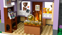 LEGO set 42669-1 Beekeepers' House and Flower Garden - Image 8