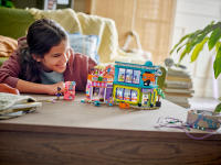 LEGO set 42674-1 Comic Book and Game Store - Image 7