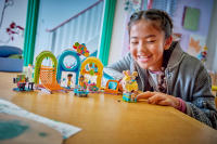 LEGO set 42686-1 Fun Indoor Playground - Image 8