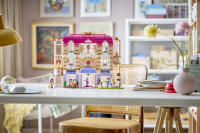LEGO set 42704-1 Heartlake City Grand Hotel - Image 8