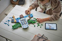 LEGO set 43018-1 Lionel Messi – Celebration - Image 4