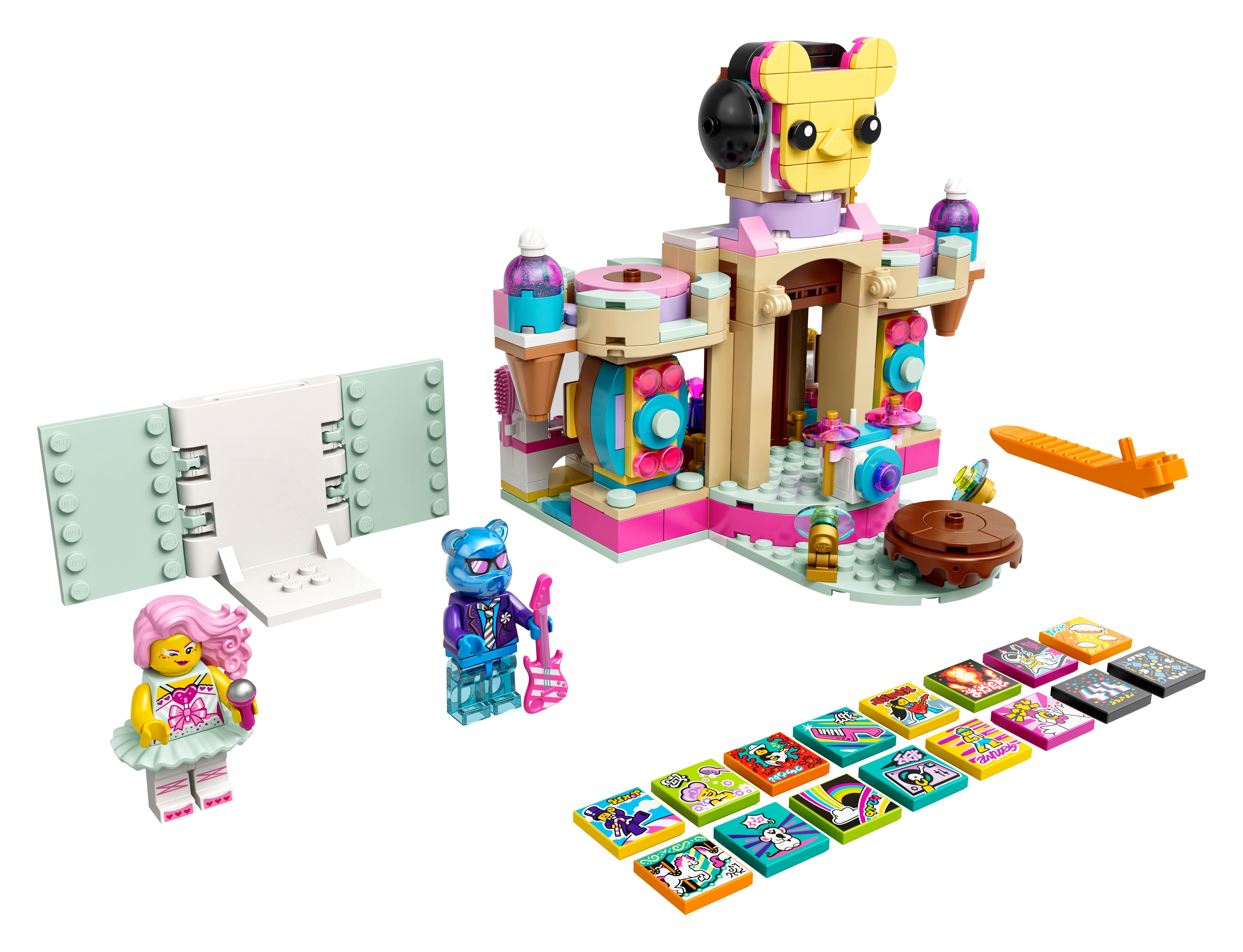 LEGO set 43111-1 Candy Castle Stage - Image 1
