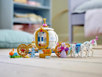 LEGO set 43192-1 Cinderella's Royal Carriage - Image 3