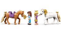 LEGO set 43195-1 Belle and Rapunzel's Royal Stables - Image 6