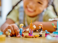 LEGO set 43238-1 Elsa's Frozen Castle - Image 8