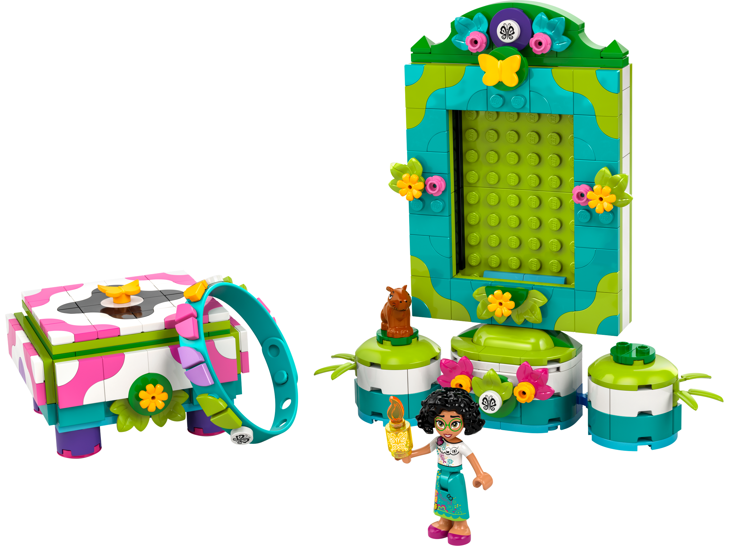 LEGO set 43239-1 Mirabel's Photo Frame and Jewelry Box - Image 1