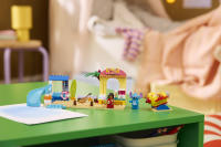 LEGO set 43280-1 Beach Fun with Lilo & Stitch - Image 3