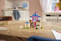 LEGO set 43283-1 Cinderella Animal Friends Castle - Image 3