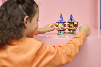LEGO set 43294-1 Rapunzel's Mini Tower - Image 3