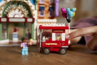 LEGO set 43302-1 Main Street, U.S.A. - Image 3