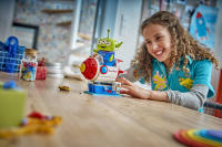 LEGO set 43307-1 Alien with Pizza Planet Rocket Ride - Image 7