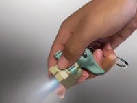 LEGO set 5006860-1 Grogu Key Light - Image 7