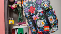 LEGO set 5009280-1 Herschel Retreat Small Backpack - Garden Floral - Image 6