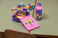 LEGO set 5009347-1 Bee Girl Lunch Set - Image 3