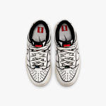 LEGO set 5009951-1 Nike Dunk Low x LEGO Collection – Little Kids Shoes - Image 4