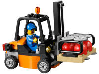 LEGO set 60020-1 Cargo Truck - Image 5