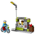 LEGO set 60154-1 Bus Station - Image 4