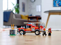 LEGO set 60231-1 Fire Chief Response Truck - Image 9