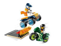 LEGO set 60255-1 Stunt Team - Image 3