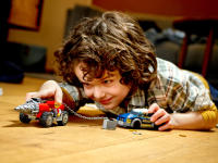 LEGO set 60273-1 Elite Police Driller Chase - Image 4