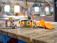 LEGO set 60293-1 Stunt Park - Image 8