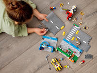 LEGO set 60306-1 Shopping Street - Image 5