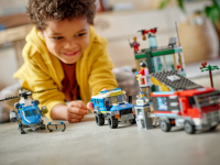 LEGO set 60317-1 Police Chase at the Bank - Image 9